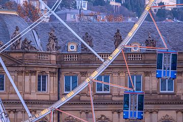 KERSTSFEER OP HET KASTEELPLEIN VAN STUTTGART van Photoart-Naegele