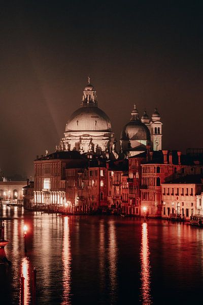 Venice by Hello Pompoyo