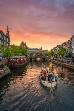 Leiden - Boat sailing towards the Koornbrug (0023) by Reezyard