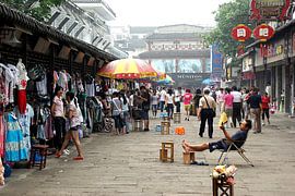 A little rest in this crazy world von Monique Dijkgraaf