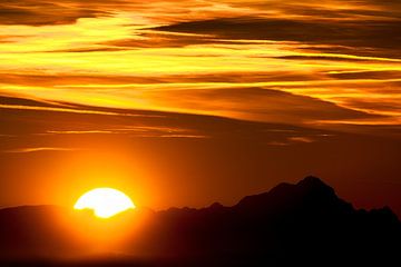 Zonsondergang in de bergen van Stephan Zaun