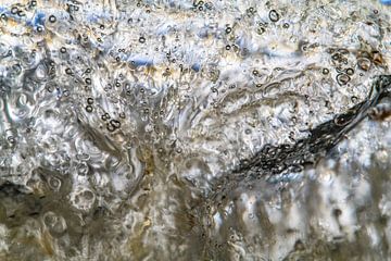 Wit Abstract | Waterbelletjes | Fine Art van Nanda Bussers