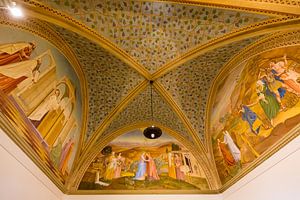 Plafond avec fresque dans l'église de la Visitation ou l'abbaye de St Jean