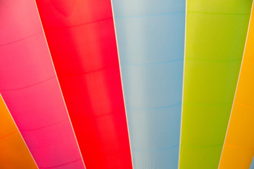 hot air balloon by Marc van Gessel