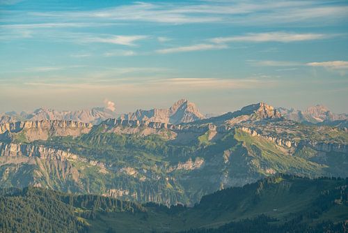 Uitzicht op de Großer Widderstein en Hohen Ifen