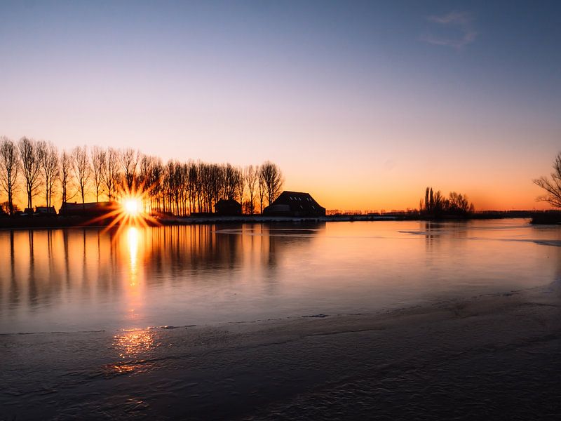 Zonsopkomst in Zeeland van Cynthia Bil