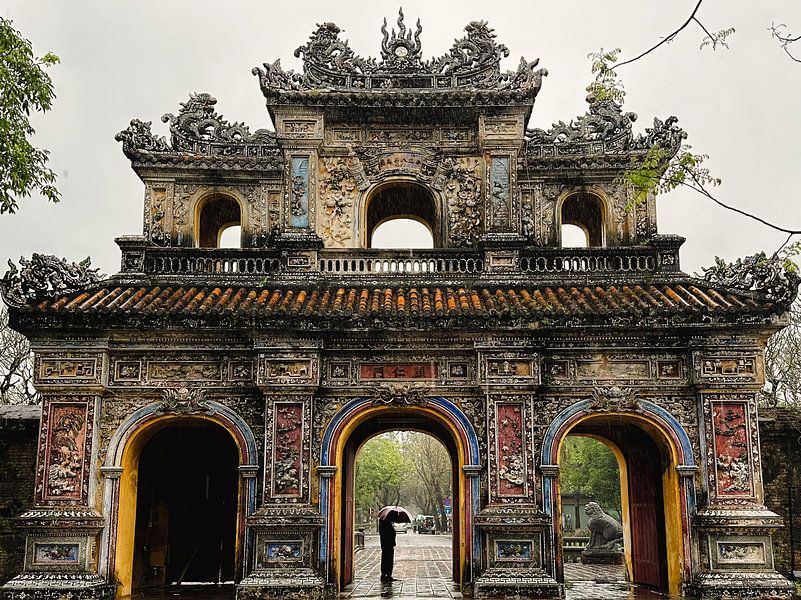Asian gateway by Romana Krijger