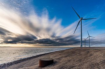 Windkraftanlagen auf Neeltje Jans von Ria Overbeeke