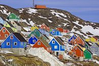 Farbenfroher Ort in West-Grönland van Reinhard  Pantke thumbnail