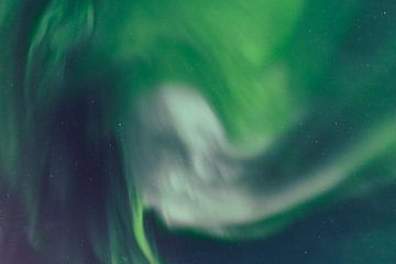 Noorderlicht, Aurora Borealis aan de nachtelijke hemel van Sjoerd van der Wal