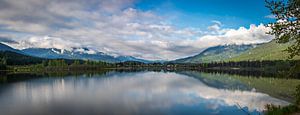 Panorama von einem See im Süden des Britisch-Columbia, Kanada