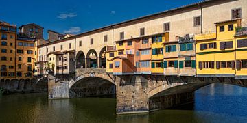 De Ponte Vechio in Florence van Joshua Waleson