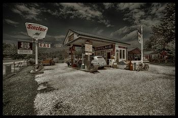 Sinclair-Garage mit Tankstelle in Paris Springs