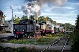 steam train by Bas Quaedvlieg