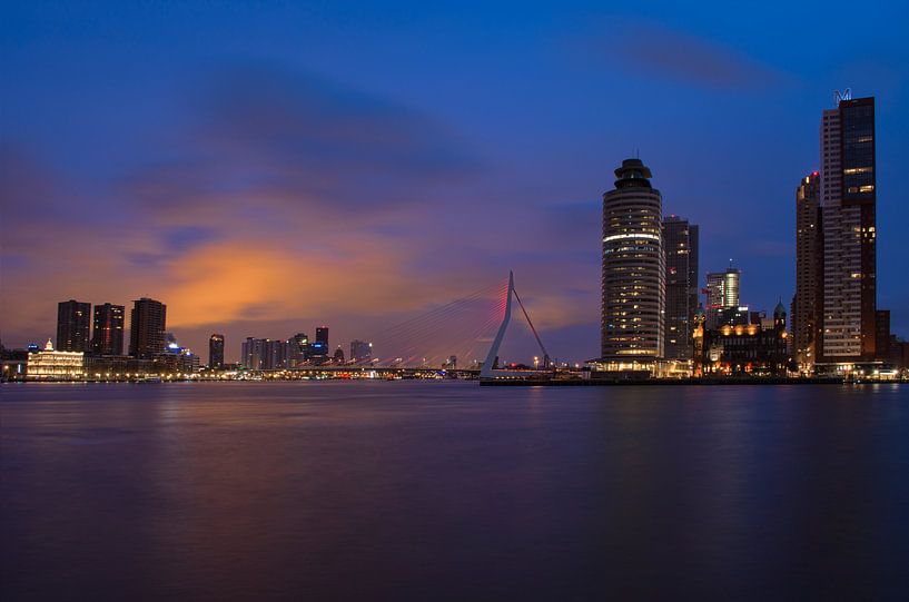 Skyline Rotterdam Erasmusbrug van Charlene van Koesveld