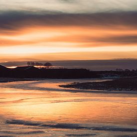 Zonsondergang in de polders van Zeeland van Cynthia Bil