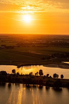 Zonsondergang bij de Lek van Foto Dani