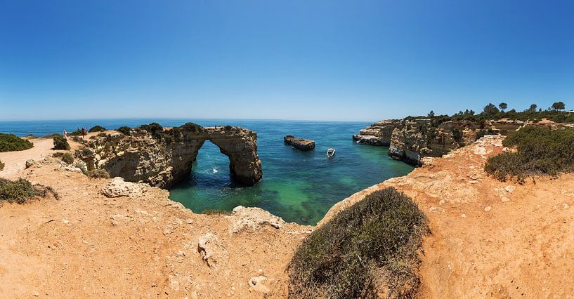Algarve - Natürlicher Felsbogen "Arco da Albandeira" von Frank Herrmann