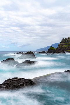 Seixal Beach, Madeira by lars Bosch