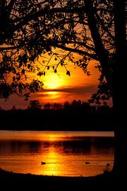 toris annique tumentes solis occasum prope lacum sito van Photoart-Naegele