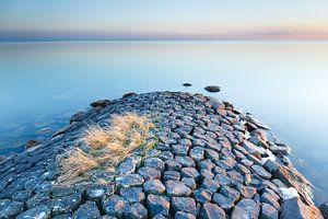 Wellenbrecher in ruhiger Lage am IJsselmeer | Stavoren, Niederlande