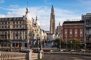 Uitzicht Suikerrui en Onze-Lieve-Vrouwekathedraal Antwerpen van Volt