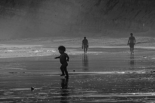 De laatste zon op een strand