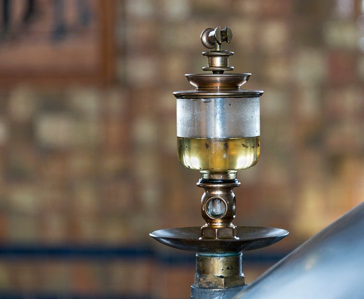 old oil sight glass in industry by ChrisWillemsen