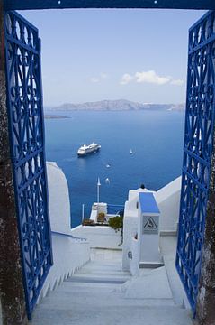 Santorini beauty by haroulita