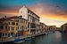 Venetie bij zonsondergang | reisfotografie Italie, Europa van Willie Kers