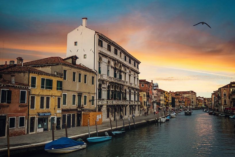 Venetie bij zonsondergang | reisfotografie Italie, Europa van Willie Kers