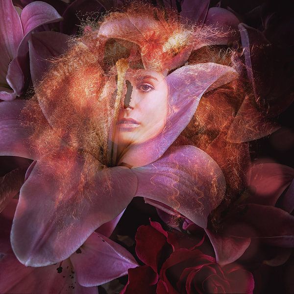 The Red Flower Princess van Dutchfoto