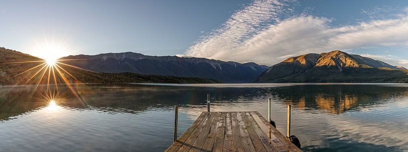 Sunrise at Lake Rotoiti, NZ, New Zealand by Pascal Sigrist - Landscape Photography