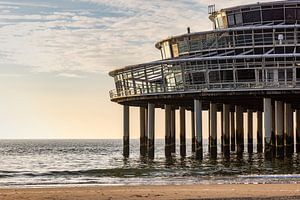 Sonnenaufgang am Scheveningen Pier