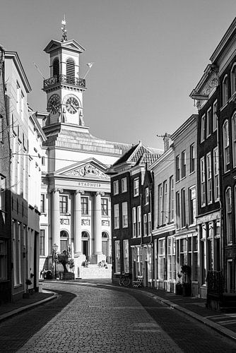 Das Rathaus von Dordrecht im historischen Stadtzentrum