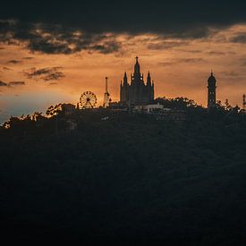 Sonnenuntergang in Tibidabo von Jonas Röjestål