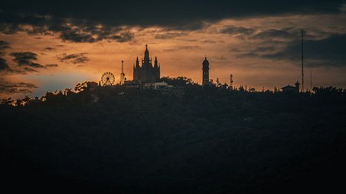 Tibidabo zonsondergang van Jonas Röjestål