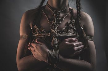 Hold my romantic bondage heart