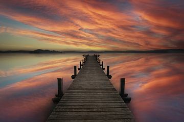 Dawn at the Wörtrhsee by Markus Weber