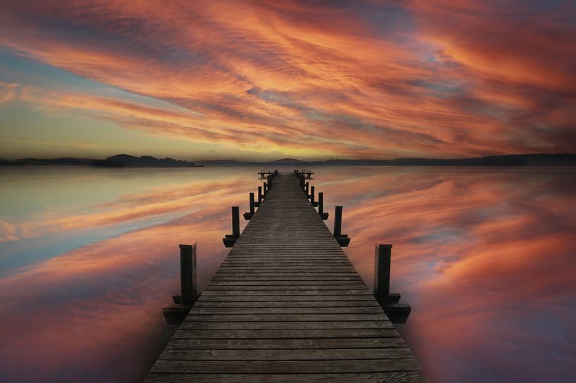 Dawn at the Wörtrhsee by Markus Weber