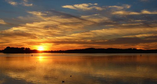 Avond in het Mecklenburgse merengebied
