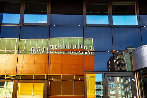 Reflection buildings Palace Quarter