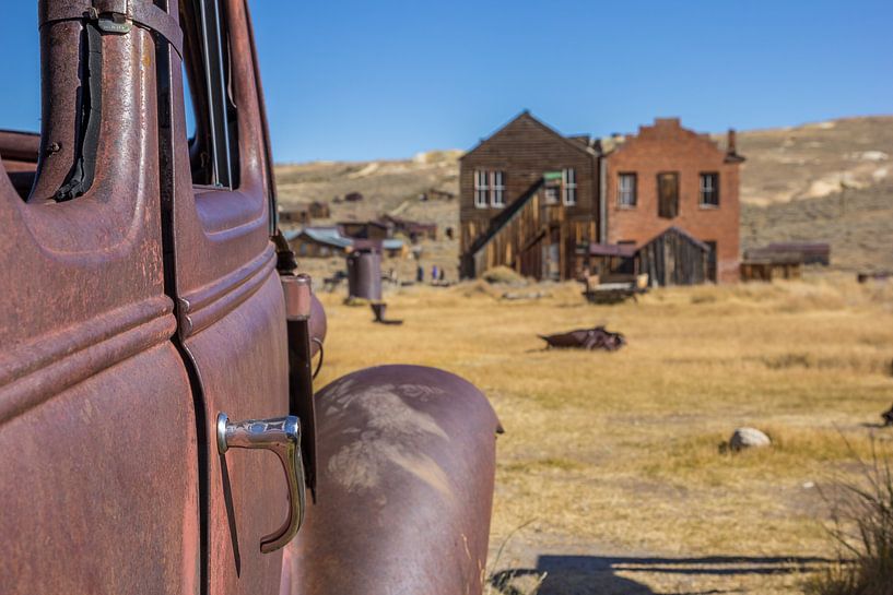 Verrostetes altes Auto in Bodie, USA von Marc Venema