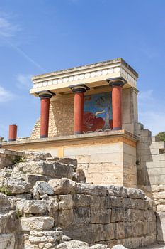 Part of the entrance gate of Knossos, Crete | Travel photography