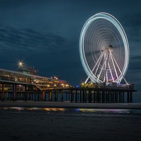 Scheveningen-Pier am Abend von Pepijn Sonderen