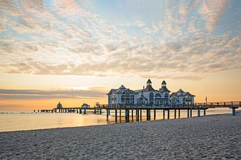 Sunrise on the pier in Sellin