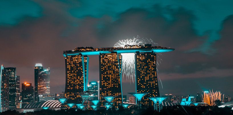 Singapore by Hello Pompoyo