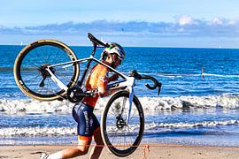 Inge Van Der Heijden en route to European title