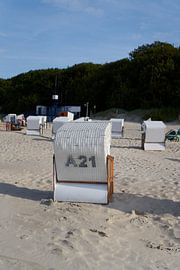 Strandstoel aan de Oostzee in Kolobrzeg van Heiko Kueverling