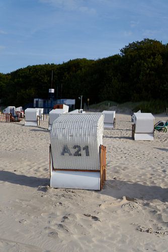 Chaise de plage au bord de la mer Baltique à Kolobrzeg